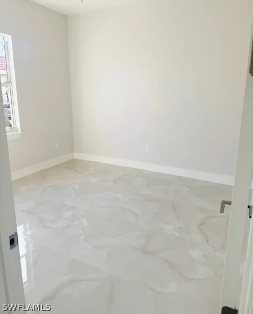 2117 NW 16th Place Cape Coral FL 33993