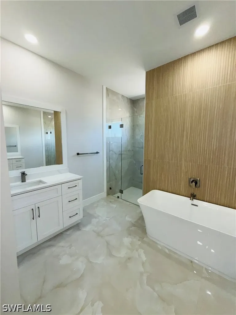 2117 NW 16th Place Cape Coral FL 33993