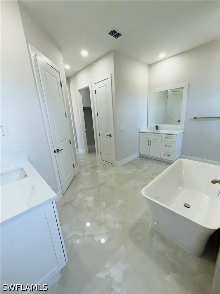 2117 NW 16th Place Cape Coral FL 33993