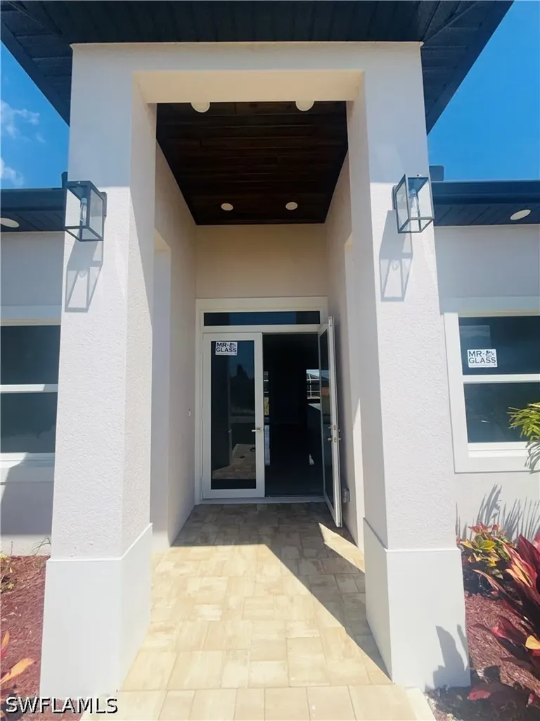 2117 NW 16th Place Cape Coral FL 33993