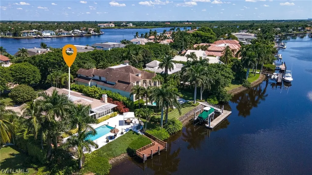 950 Galleon Drive Naples FL 34102