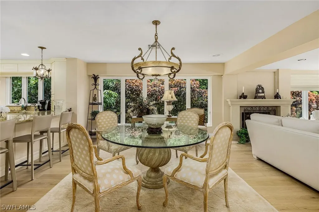 950 Galleon Drive Naples FL 34102