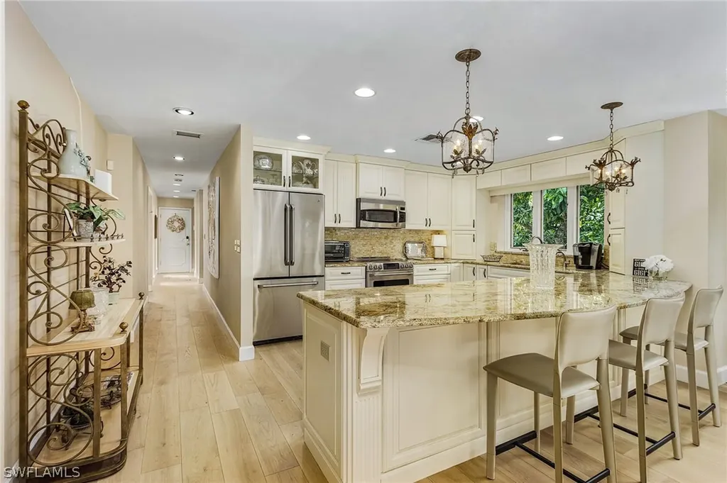 950 Galleon Drive Naples FL 34102
