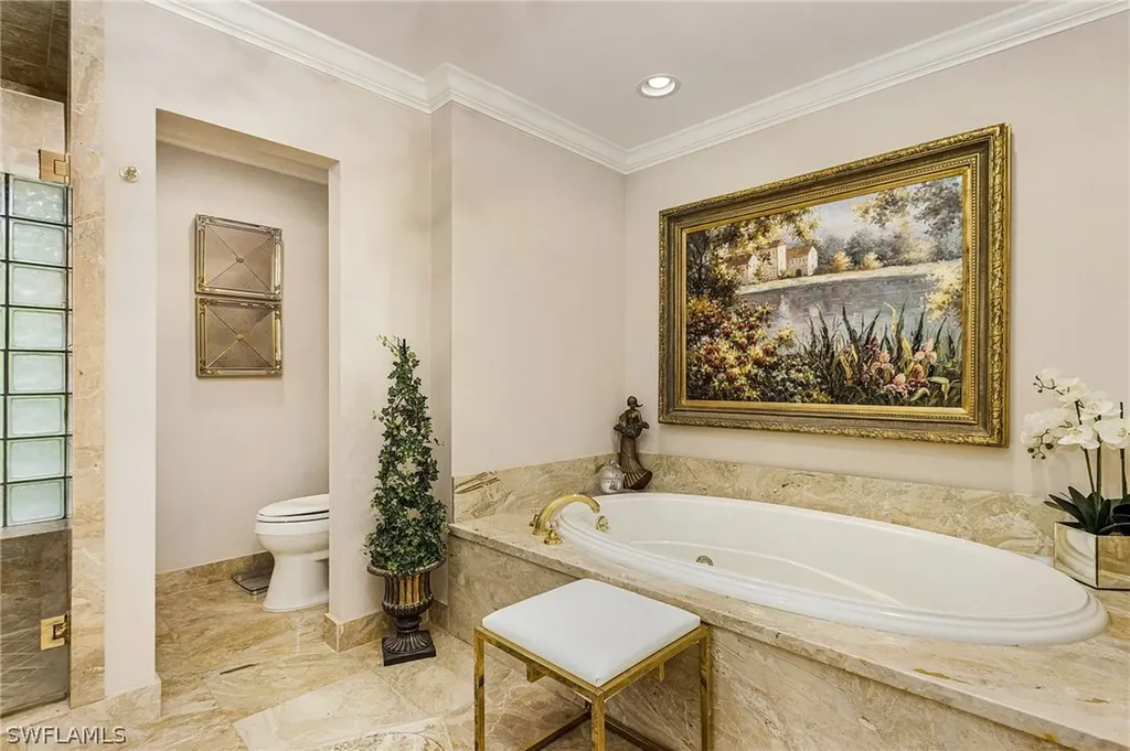 950 Galleon Drive Naples FL 34102