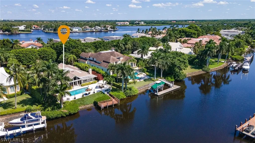 950 Galleon Drive Naples FL 34102