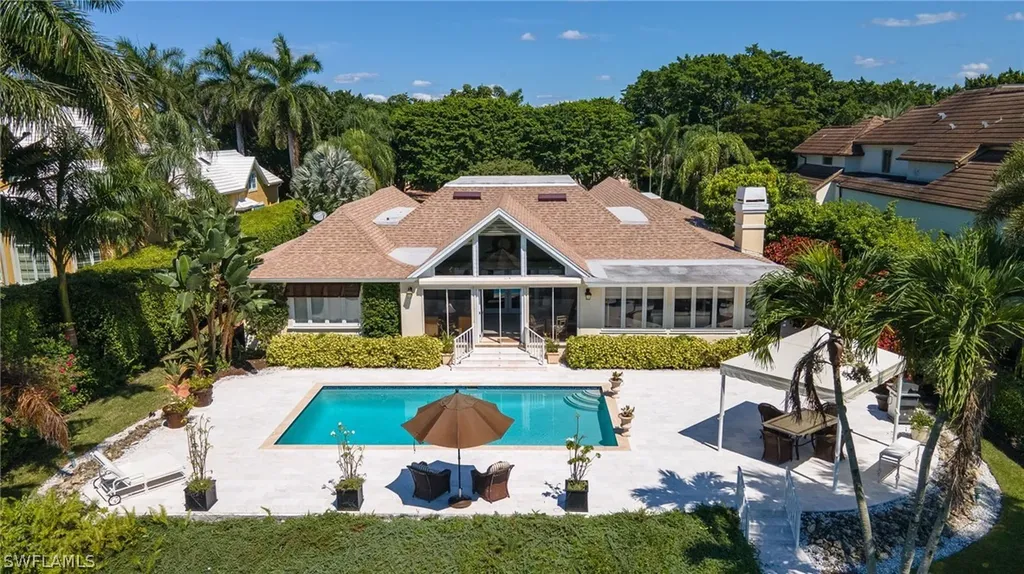 950 Galleon Drive Naples FL 34102