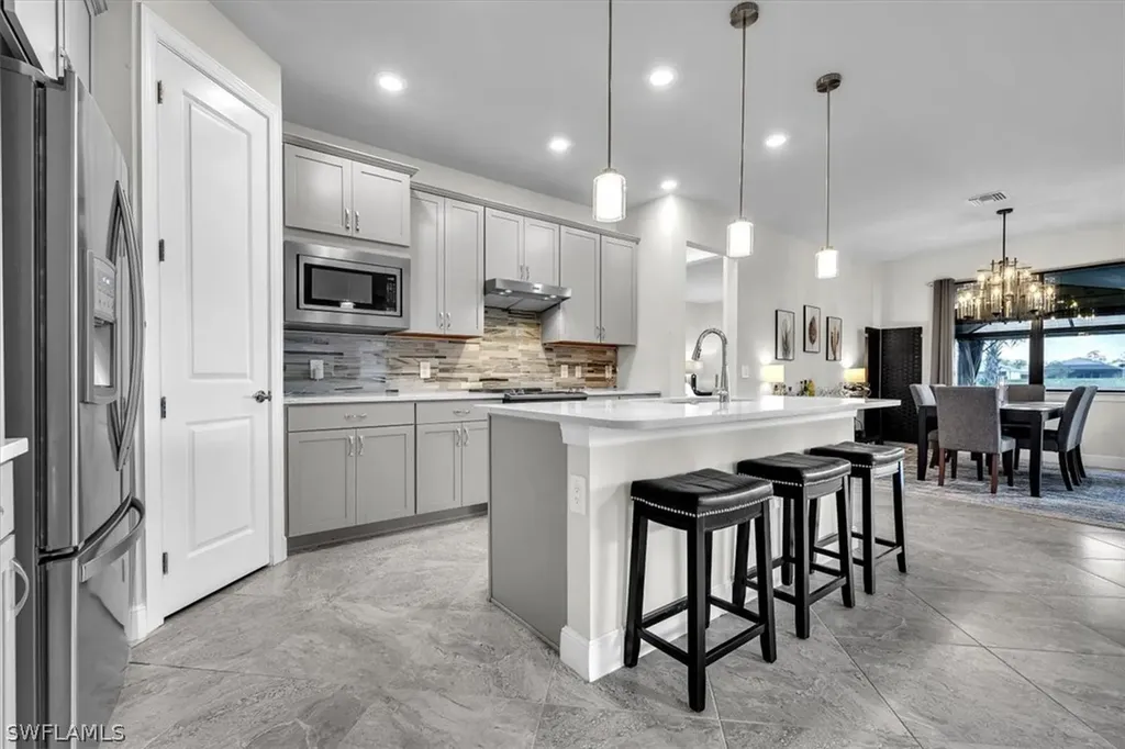 3032 Walnut Grove Lane Alva FL 33920