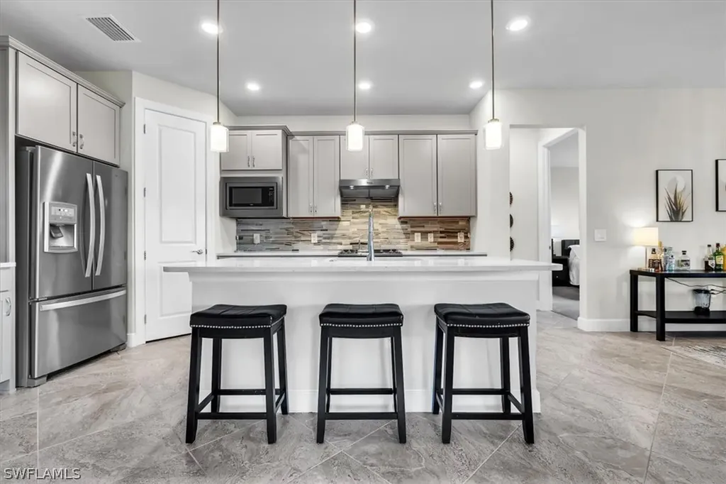 3032 Walnut Grove Lane Alva FL 33920