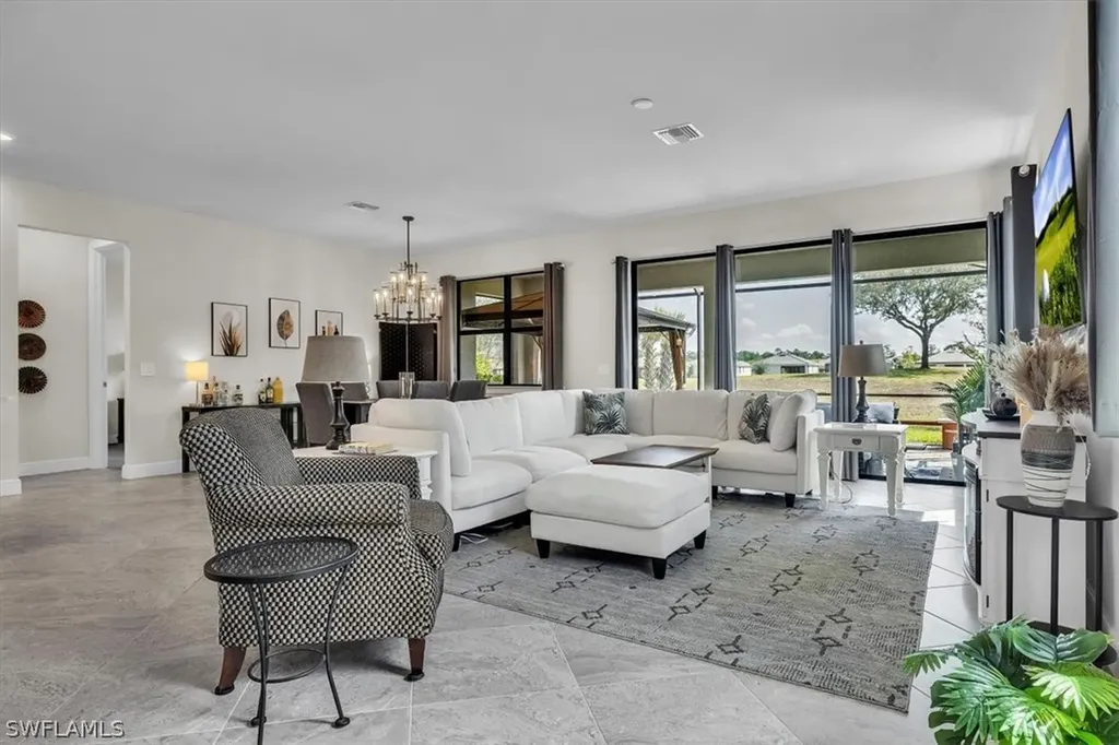 3032 Walnut Grove Lane Alva FL 33920