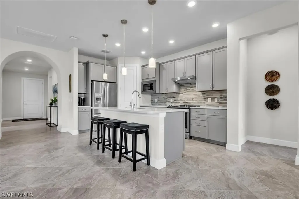 3032 Walnut Grove Lane Alva FL 33920