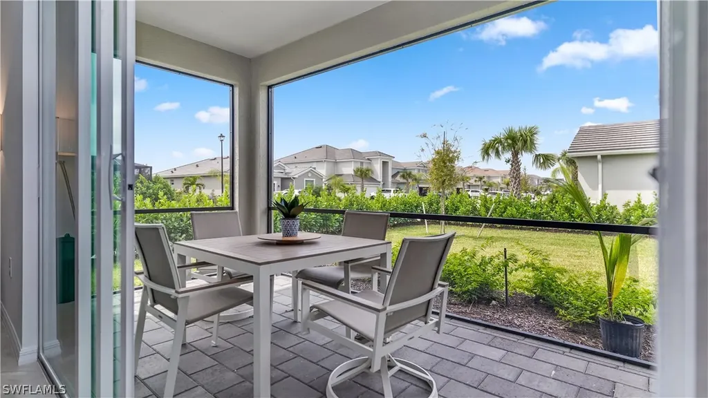 2425 Orchard Street Naples FL 34120