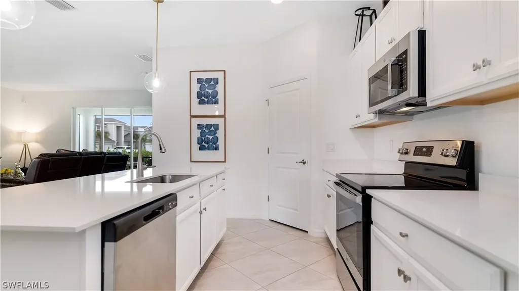 2425 Orchard Street Naples FL 34120