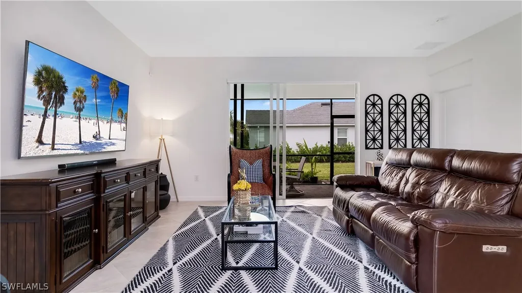 2425 Orchard Street Naples FL 34120