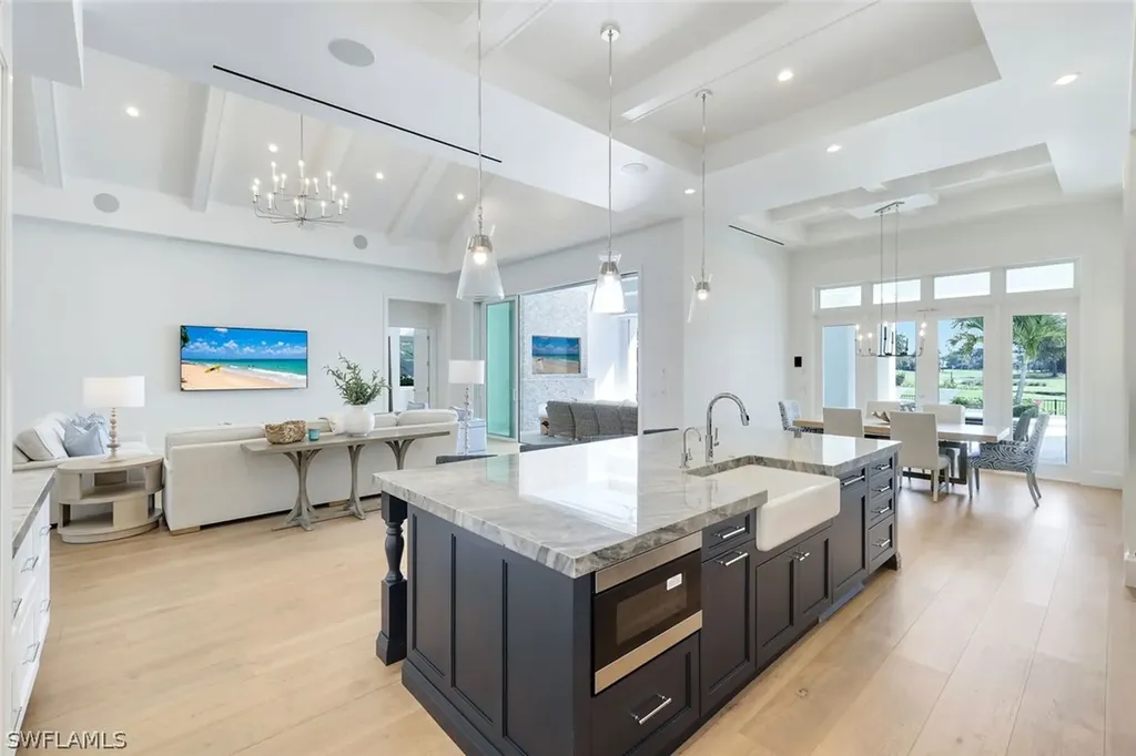 730 Harbour Drive Naples FL 34103