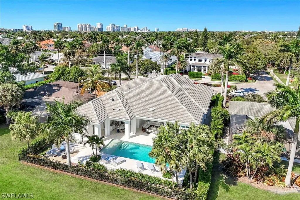 730 Harbour Drive Naples FL 34103