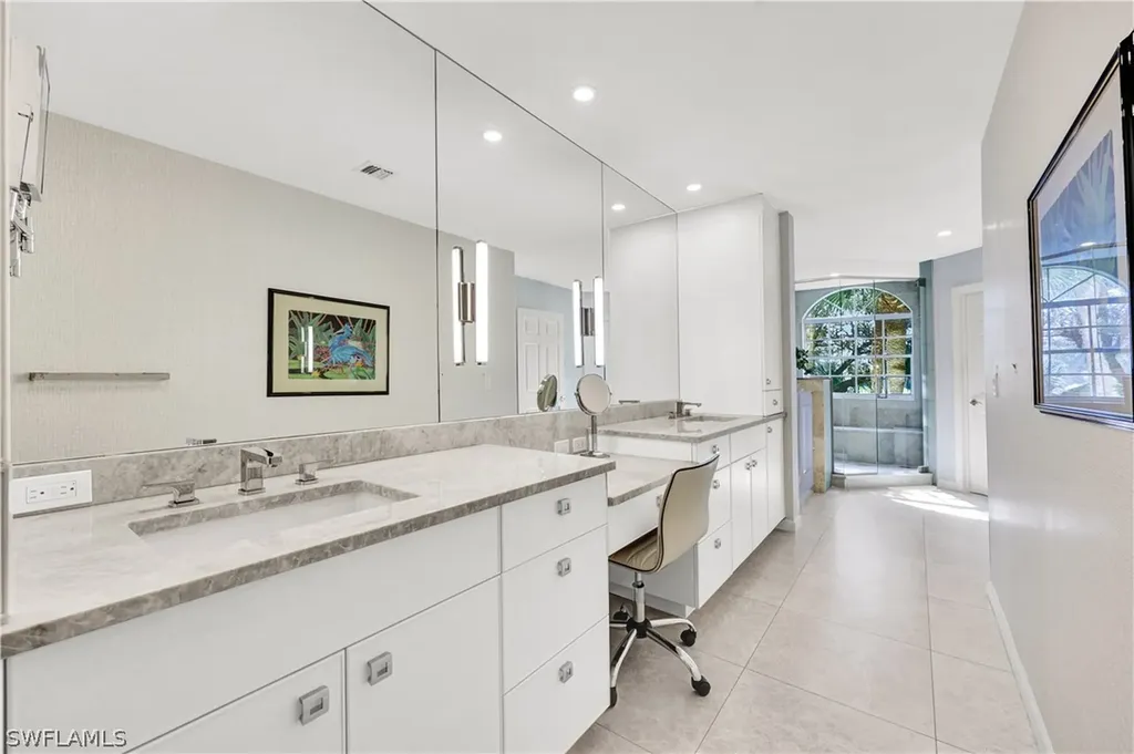 8430 Abbington Circle Naples FL 34108