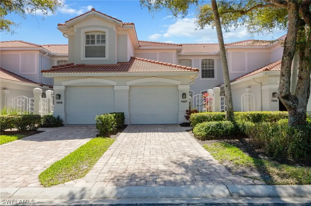 2230 Arielle Drive Naples FL 34109