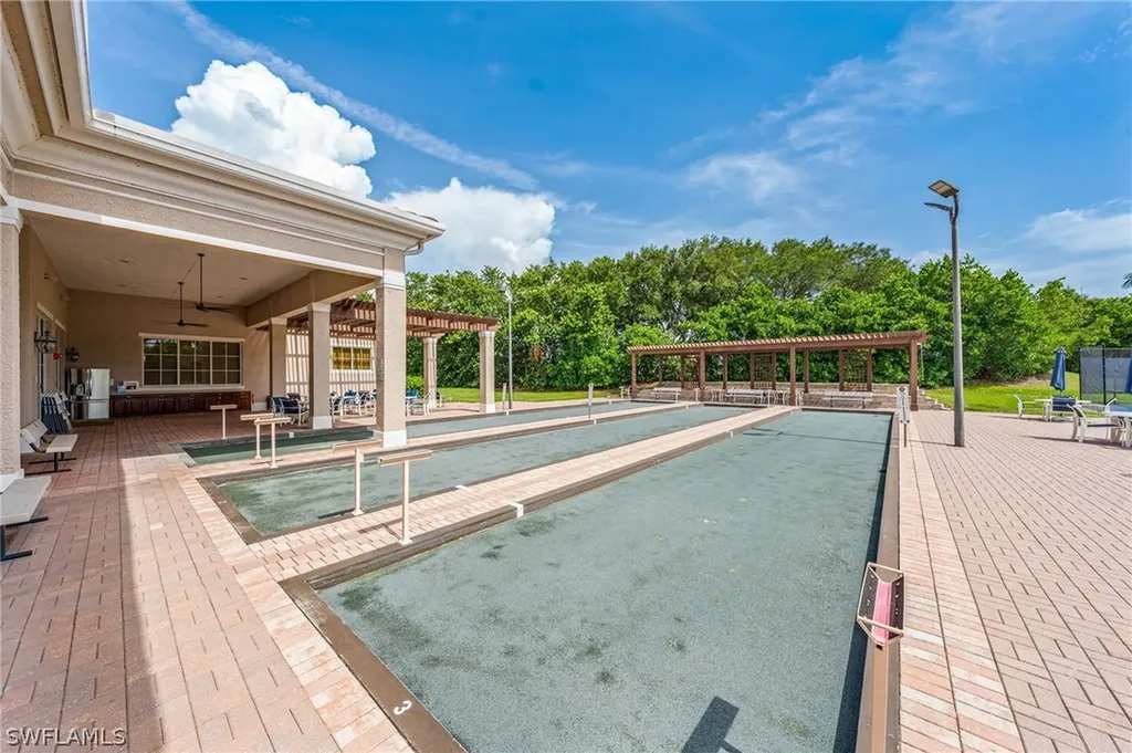 2230 Arielle Drive Naples FL 34109