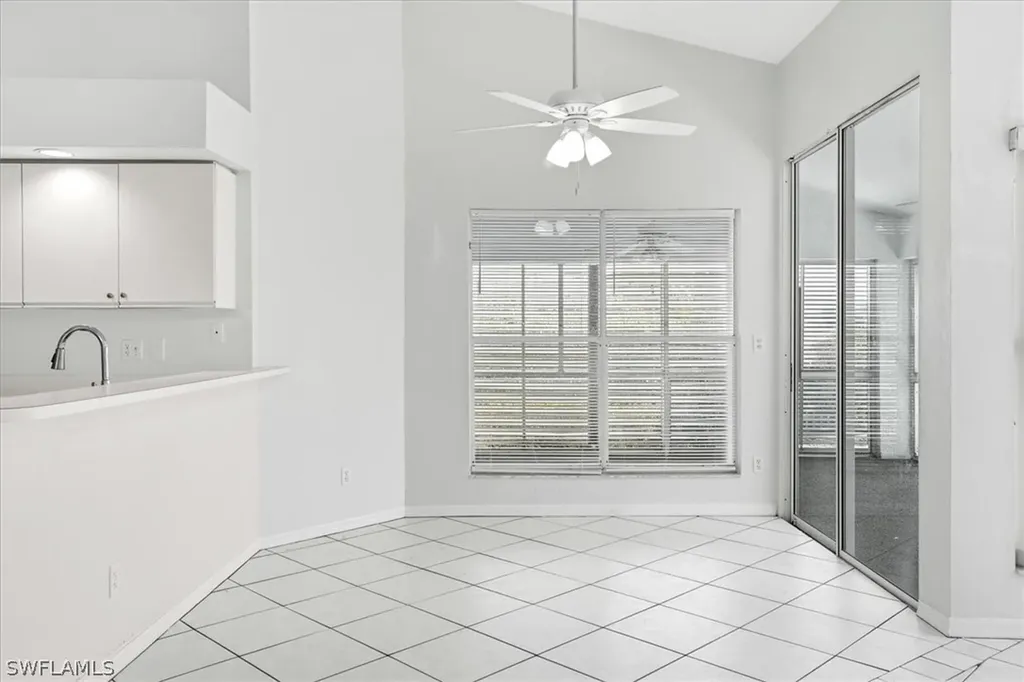 727 Warwick Place Naples FL 34104