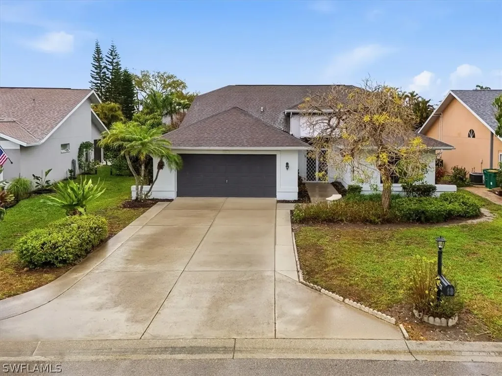 727 Warwick Place Naples FL 34104
