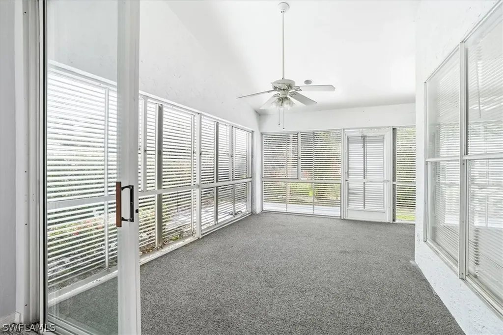 727 Warwick Place Naples FL 34104