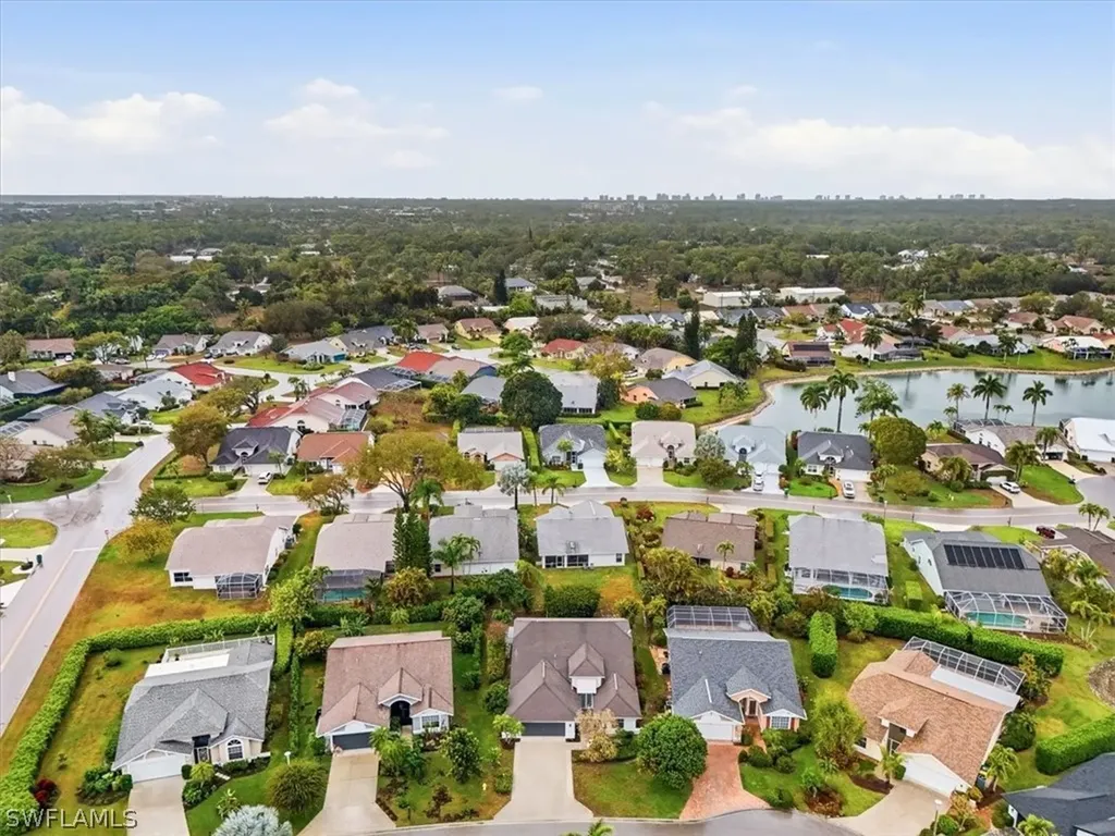 727 Warwick Place Naples FL 34104