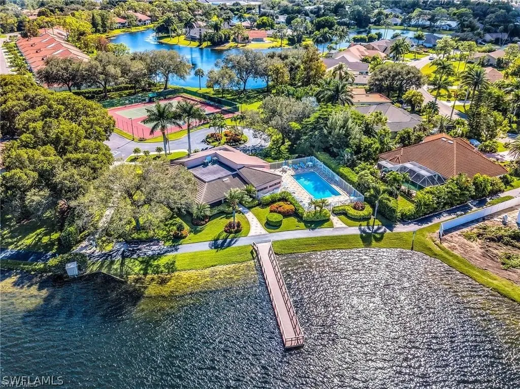 727 Warwick Place Naples FL 34104