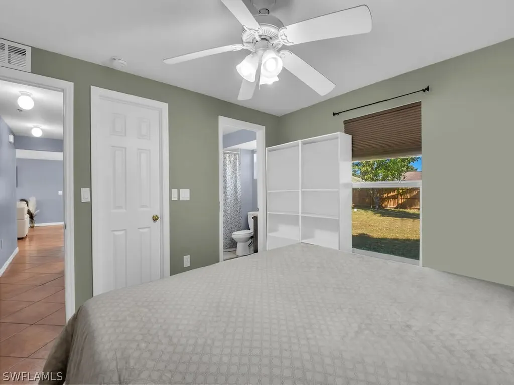 4913 22nd Place SW Naples FL 34116