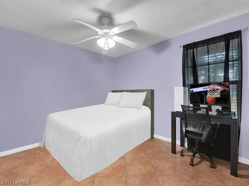 4913 22nd Place SW Naples FL 34116