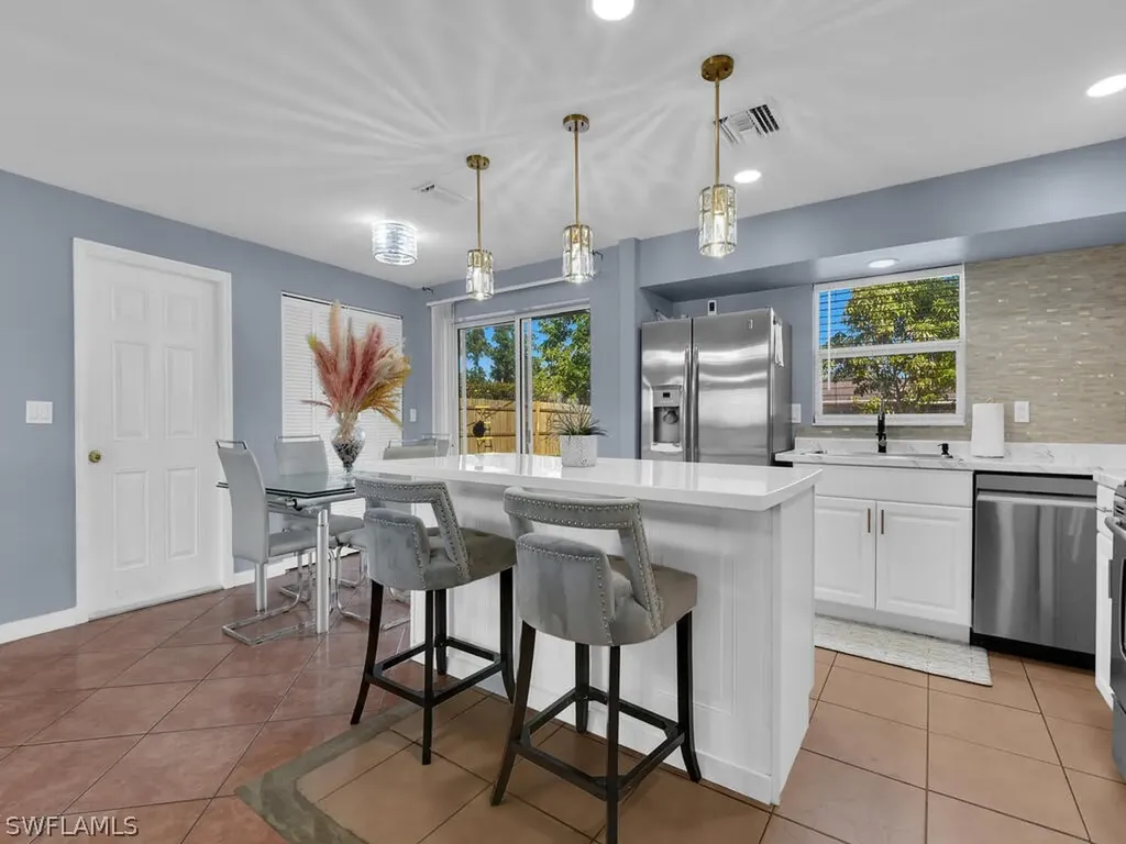 4913 22nd Place SW Naples FL 34116