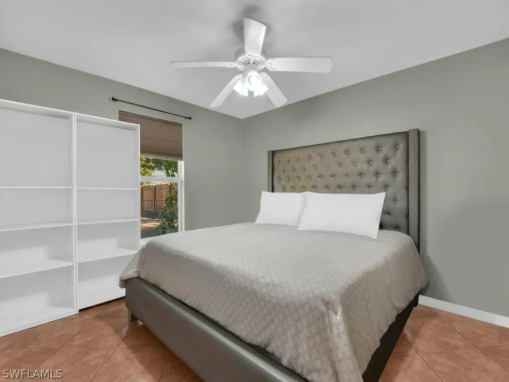 4913 22nd Place SW Naples FL 34116