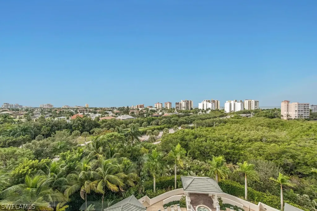 300 Dunes Boulevard Naples FL 34110