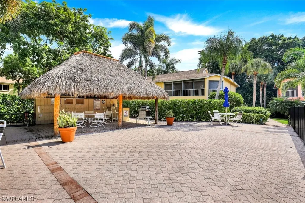 3200 Binnacle Drive Naples FL 34103