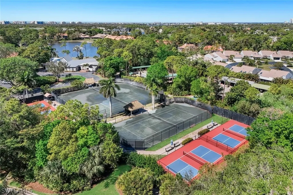 270 Naples Cove Drive Naples FL 34110