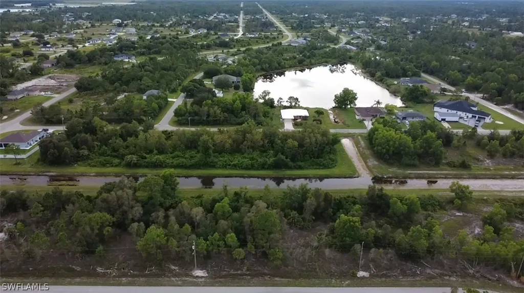 911 Foxdale Avenue Lehigh Acres FL 33974
