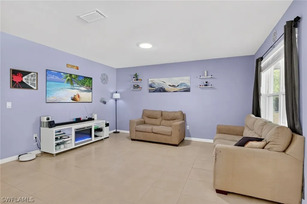 1829 NW 15th Street Cape Coral FL 33993