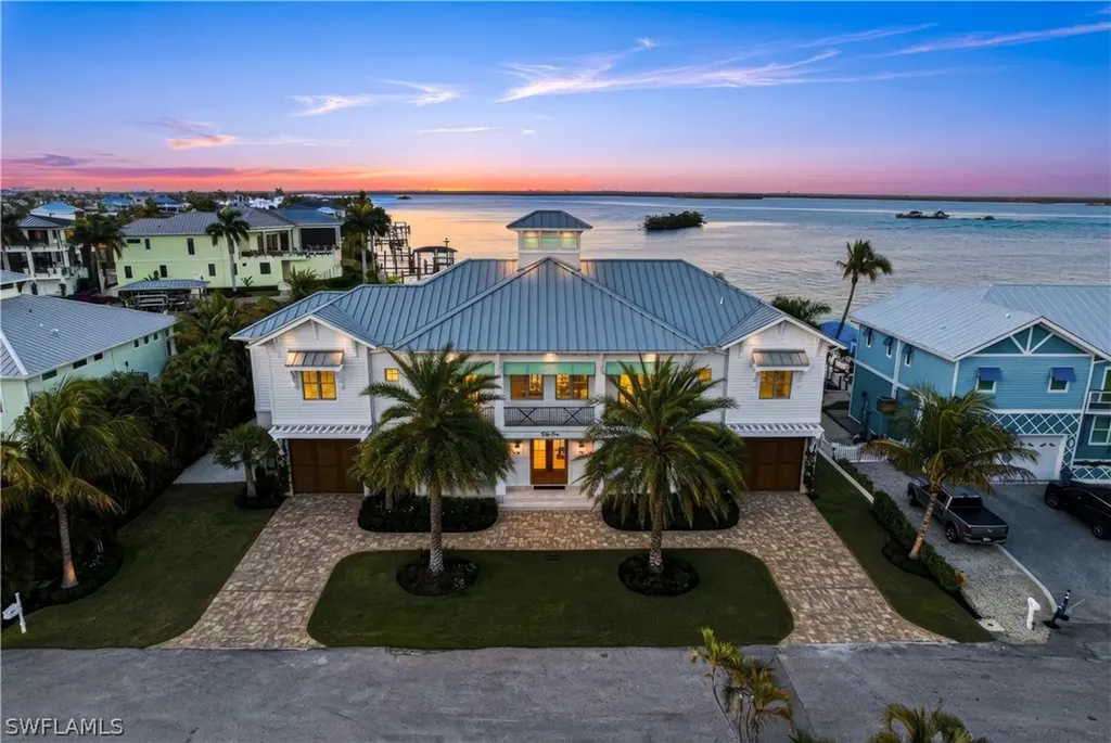 Fort Myers Beach FL, 55 Fairview Boulevard