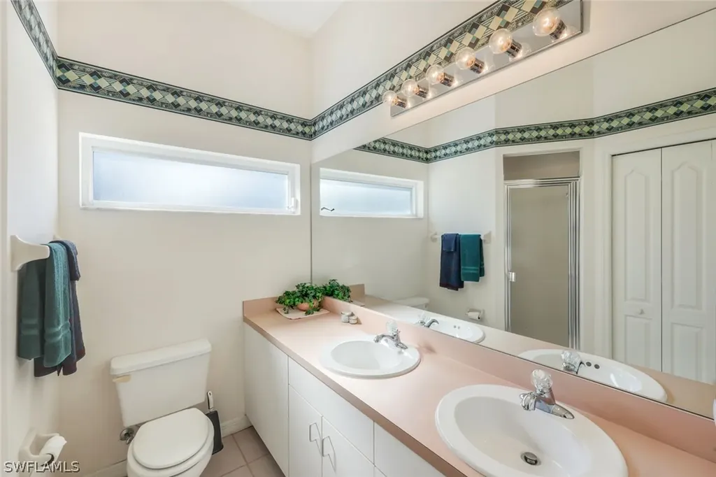 25240 Bay Cedar Drive Bonita Springs FL 34134