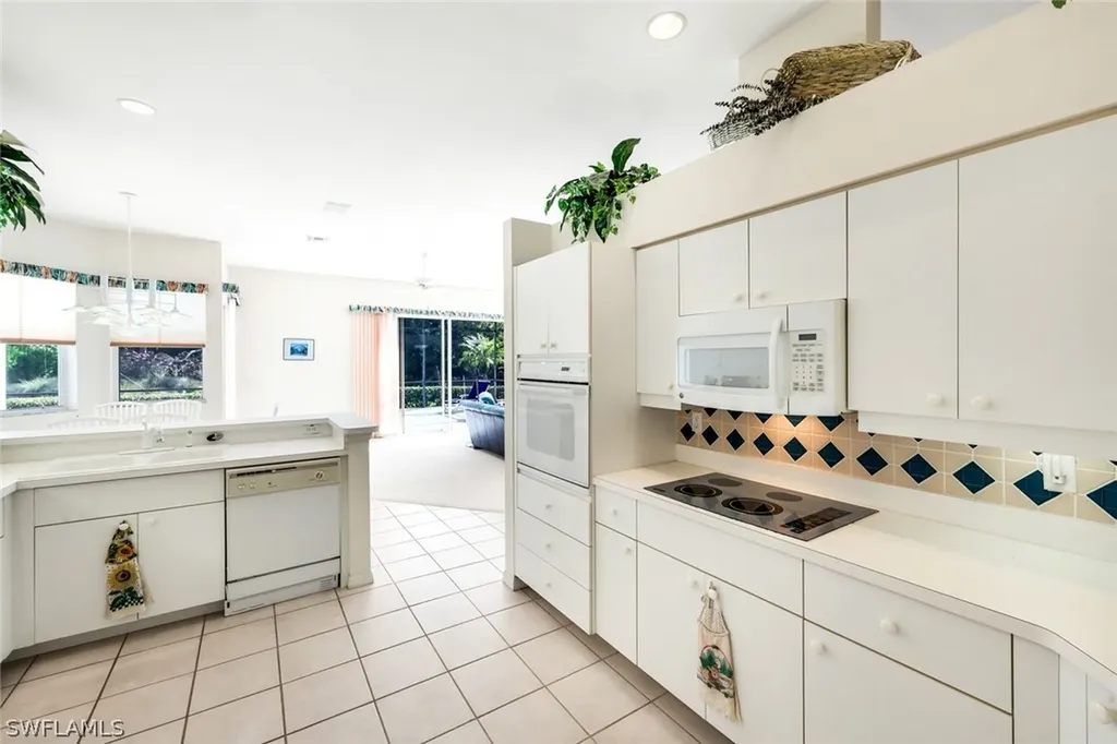 25240 Bay Cedar Drive Bonita Springs FL 34134