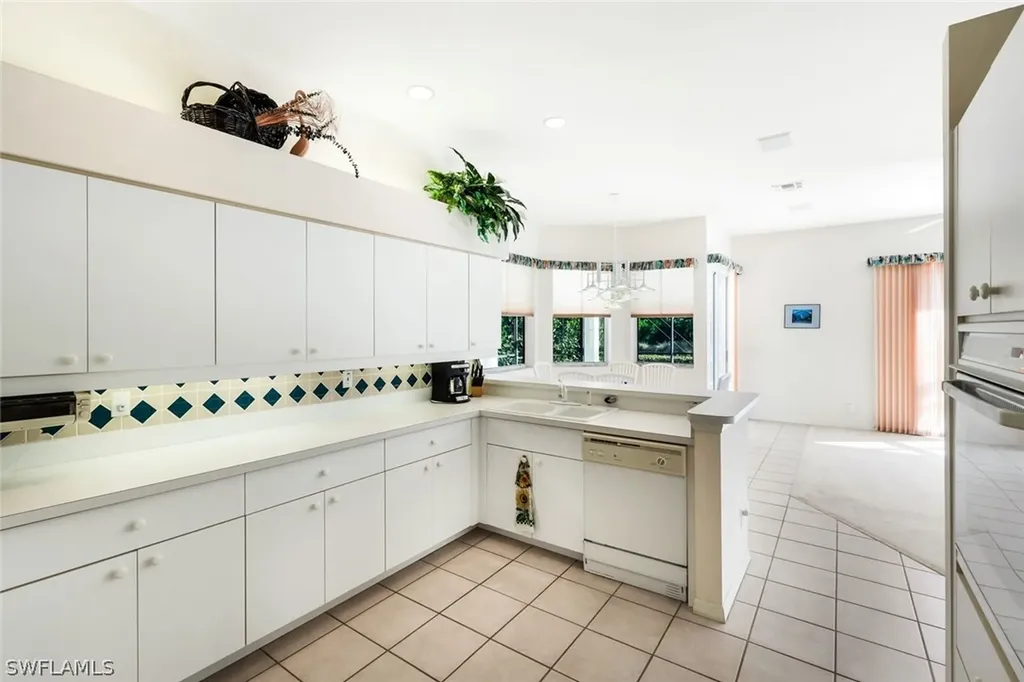 25240 Bay Cedar Drive Bonita Springs FL 34134