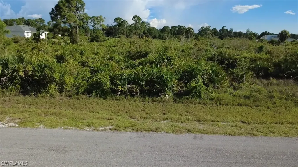 15 W 13th Street Lehigh Acres FL 33972