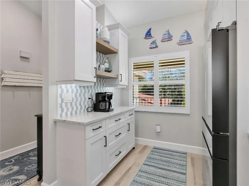 6890 Huntington Lakes Circle Naples FL 34119