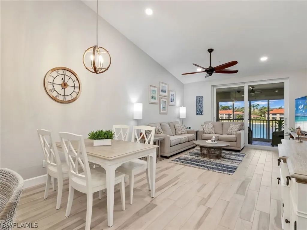 6890 Huntington Lakes Circle Naples FL 34119