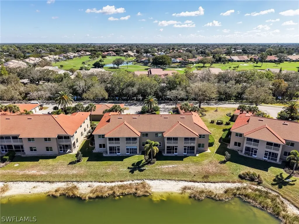 6890 Huntington Lakes Circle Naples FL 34119