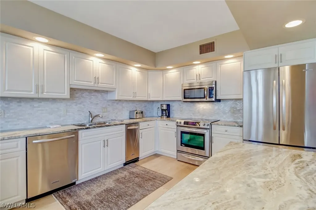 4041 Gulf Shore Boulevard N Naples FL 34103