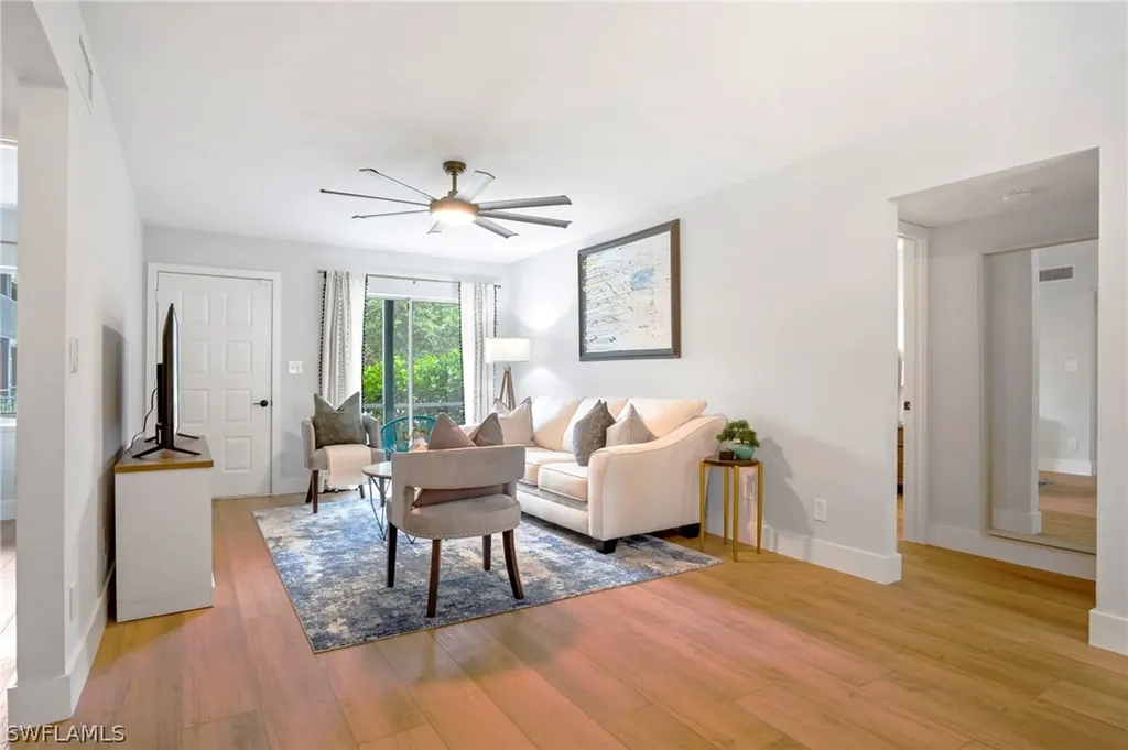 1275 7th Avenue N Naples FL 34102