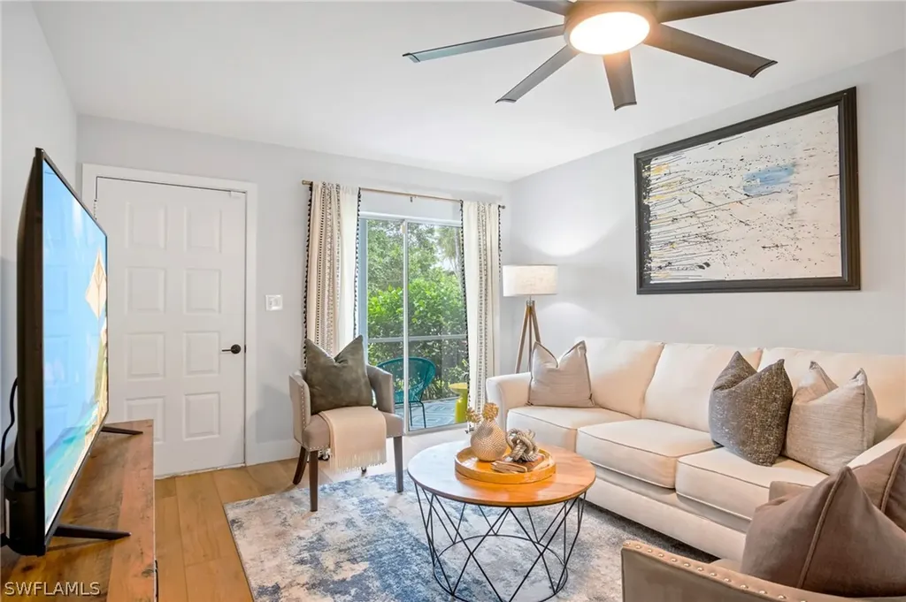1275 7th Avenue N Naples FL 34102