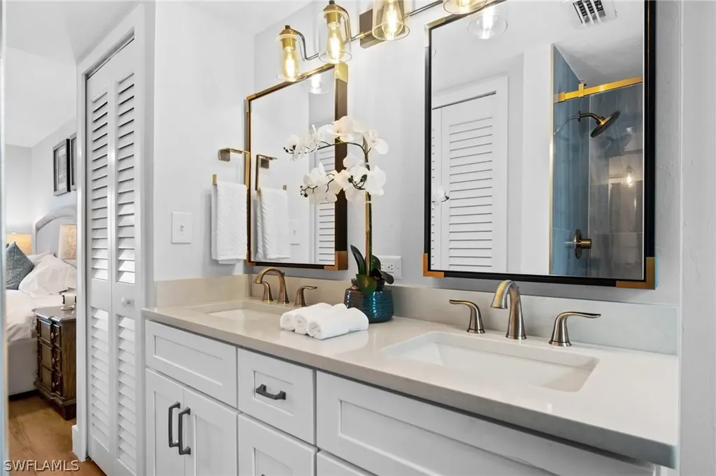 1275 7th Avenue N Naples FL 34102