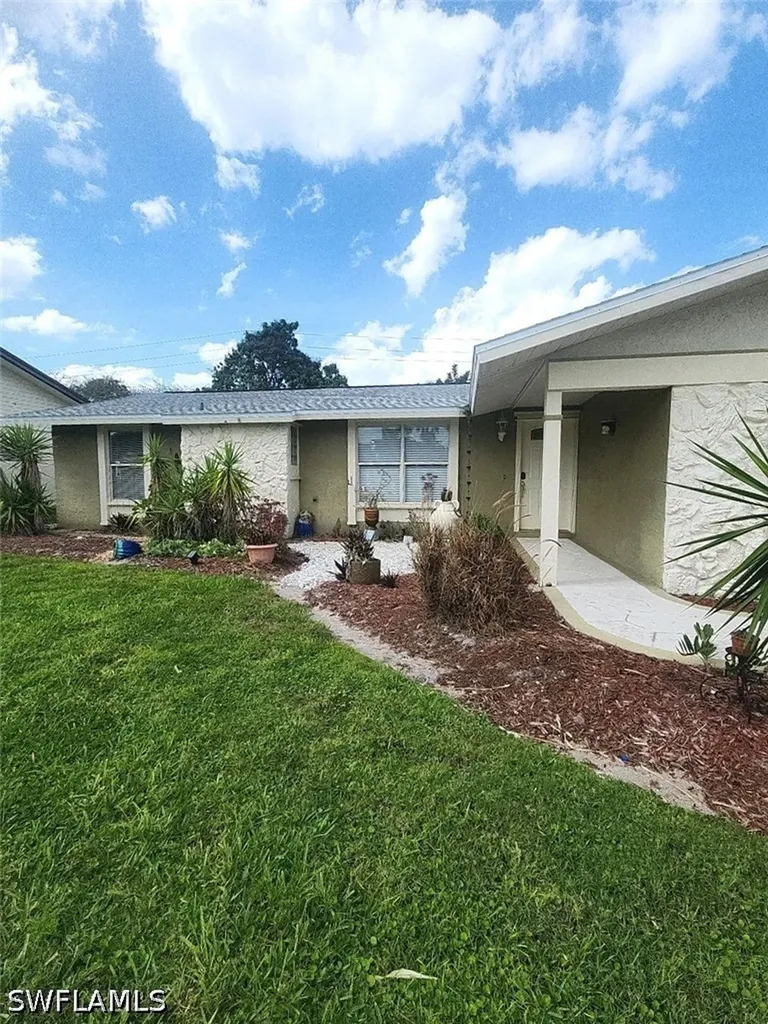 4619 Chippendale Drive Naples FL 34112