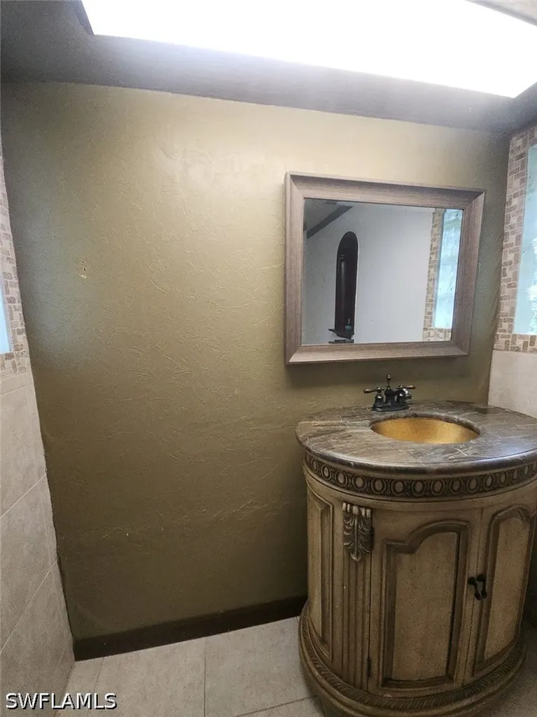4619 Chippendale Drive Naples FL 34112